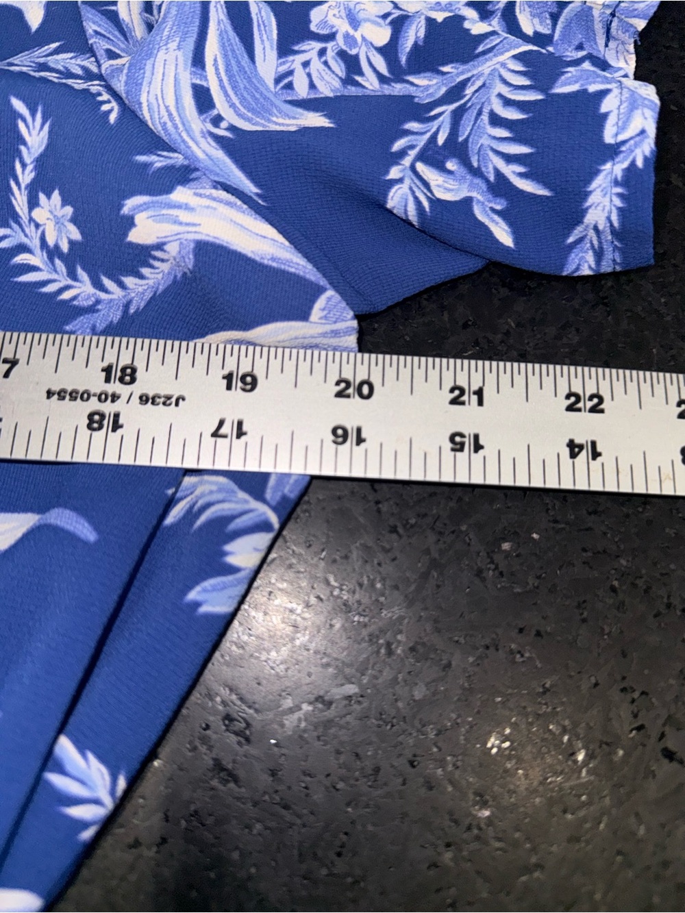 NEW TALBOTS BELTED FIT & FLARE BLUE FLORAL SHORT SLEEVE V NECK MIDI DRESS SZ 12P - Picture 14 of 14